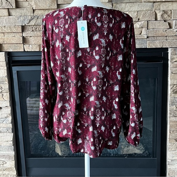 NWT Stitchfix West Kei Lightweighth Long Sleeve Top Size Small Blouse - Picture 2 of 13